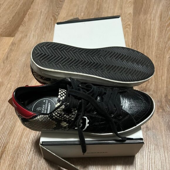 Primabase Sneakers Black Textured Leather Snake Print Red Heel - Picture 4 of 13